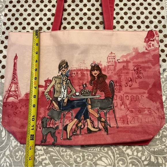 Fun Collectible Tote - Picture 10 of 11